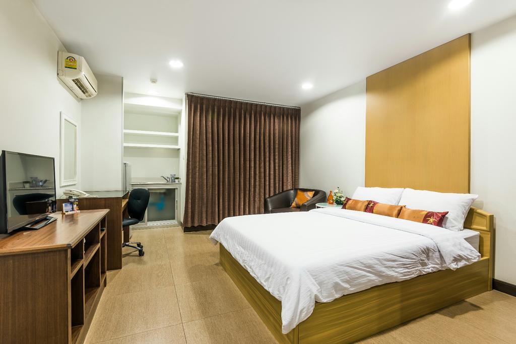 Bb Garden Resort Бангкок Экстерьер фото